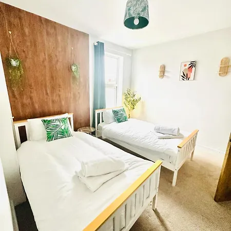 Three Bedroom House Lincoln 10 Mins Walk To Brayford Wharf And Free Parking * Lincoln