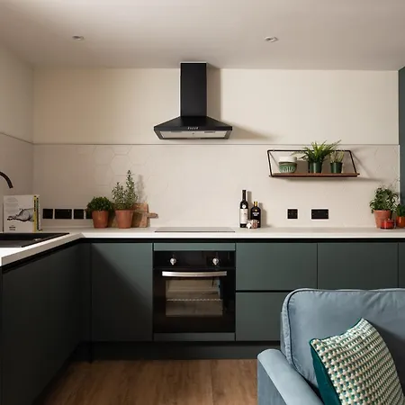 Brayford House Burton Road Aparthotel