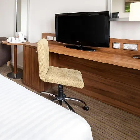 Hotel By Ihg Lincoln