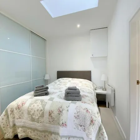 Stylish And Private In The Cathedral Quarter Lincoln