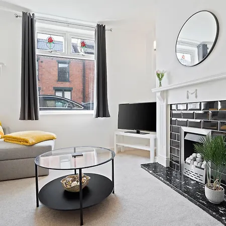 Apartment Perfect Home For Business & Leisure With Free Parking And Fast Wi-Fi