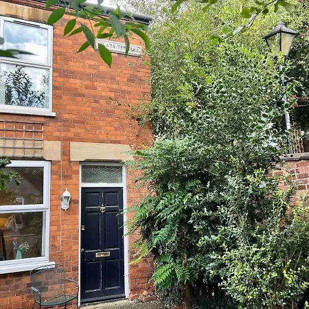 Holiday home Charming Victorian Terrace, Near Castle Lincoln