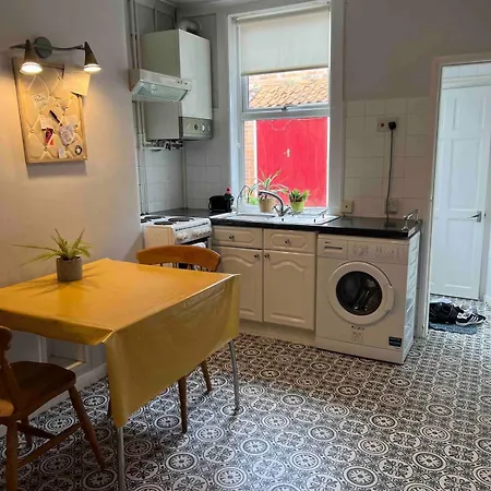 Holiday home Charming Victorian Terrace, Near Castle