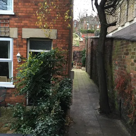 Charming Victorian Terrace, Near Castle * Lincoln