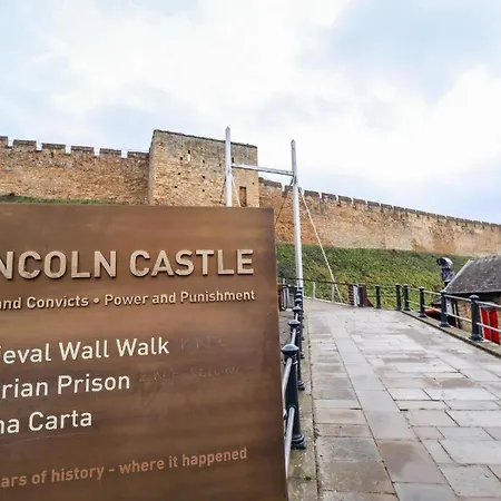 Castle Mount