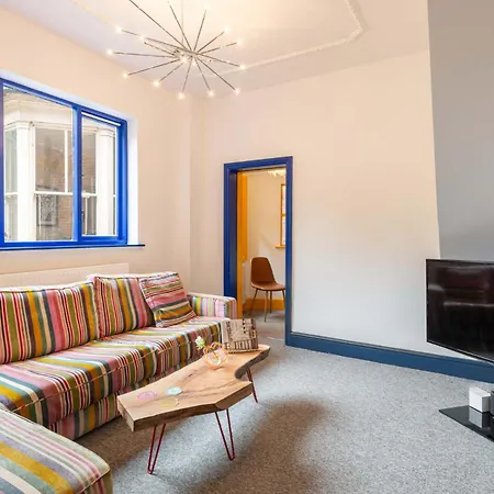 Holiday home Host & - Temple Gardens *