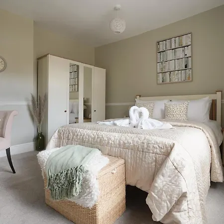 Charming Cosy Home Great Location Lincoln * Lincoln