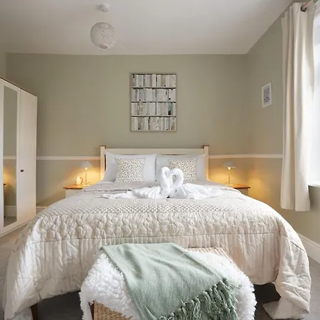 Charming Cosy Home Great Location Lincoln * Lincoln