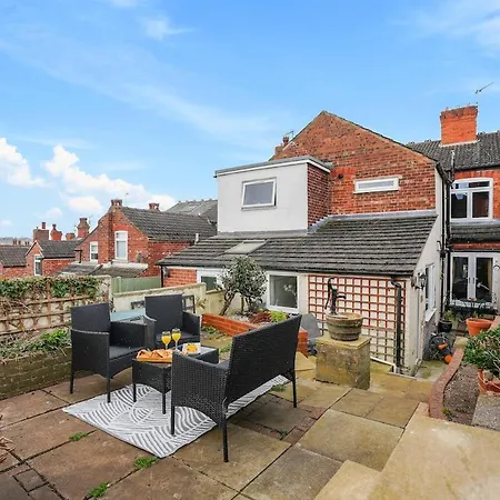Charming Cosy Home Great Location Lincoln Lincoln