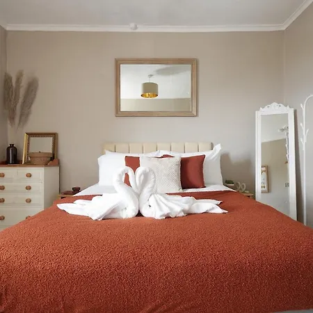 Charming Cosy Home Great Location Lincoln * Lincoln