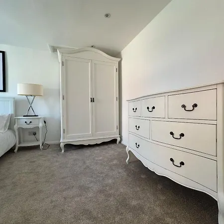 Archway Heights Holiday home *