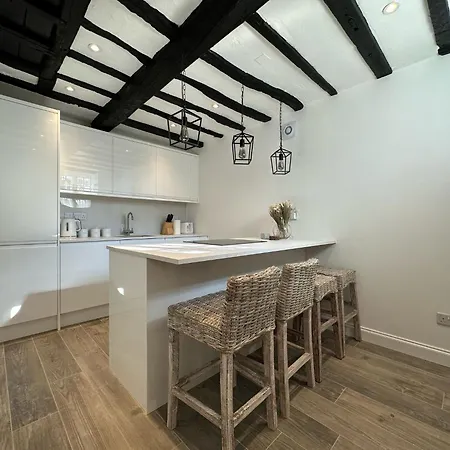 Archway Heights Holiday home