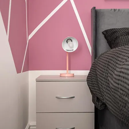 Holiday home Bright Key Stays - The Lincoln Lodge At Spa Street *