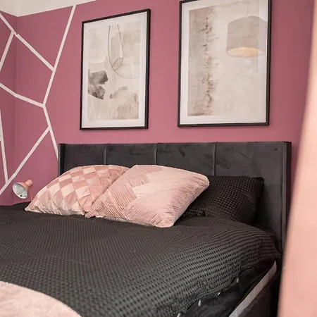 Holiday home Bright Key Stays - The Lincoln Lodge At Spa Street