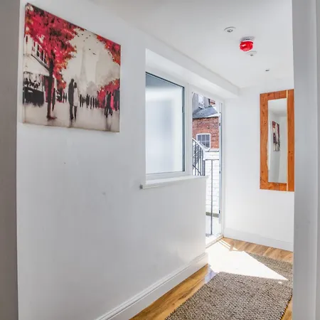 Apart-hotel Superb Center 2 Bed Free Wifi *