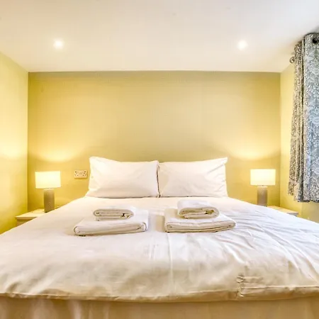 Apart-hotel Superb Center 2 Bed Free Wifi *