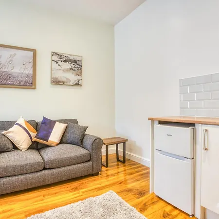 Superb Center 2 Bed Free Wifi * Lincoln