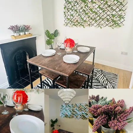 Spacious 2 Bedroom House, Parking And Less Than 10 Mins Walk To Brayford Wharf Apartment *