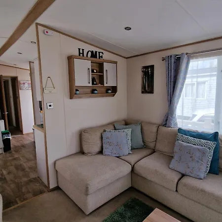 Luxury Caravan With Hot Tub On Tattershall Lakes * Lincoln