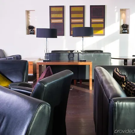 Express Centre By Ihg Lincoln