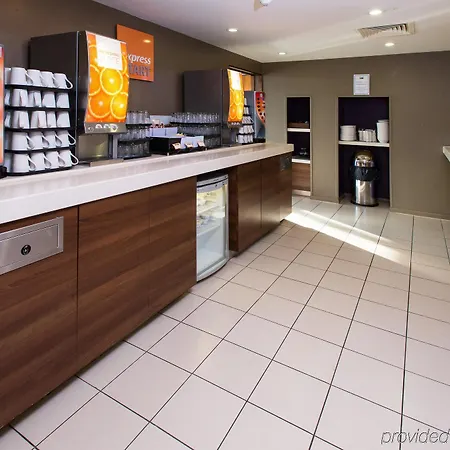 Hotel Express Centre By Ihg Lincoln