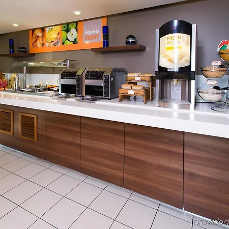 Express Centre By Ihg