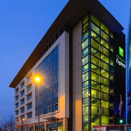 Express Centre By Ihg Lincoln