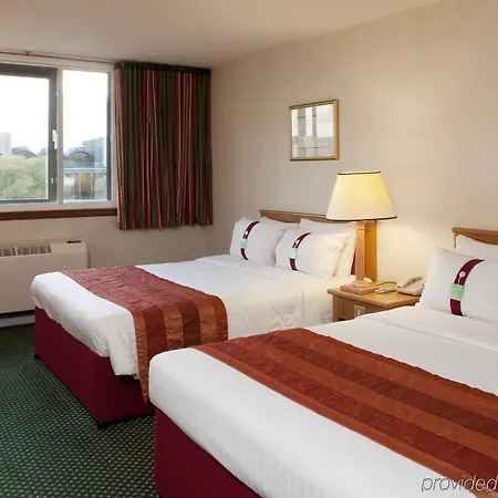 By Ihg Lincoln