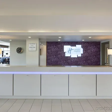 Express Centre By Ihg