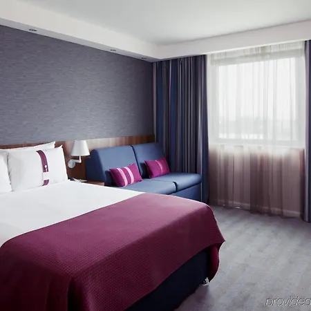 Hotel Express Centre By Ihg 3*