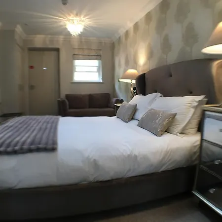 Hotel The Rest 5*