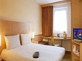 Ibis Lincoln Hotel