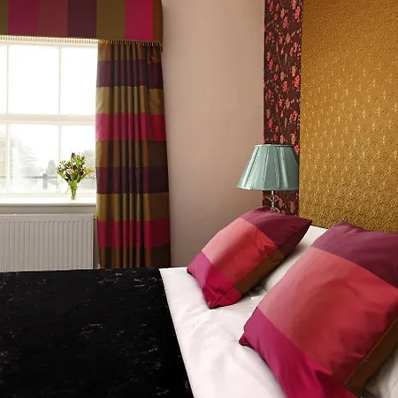 Hall Hotel