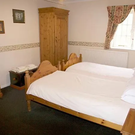 Horse And Jockey Apartment *