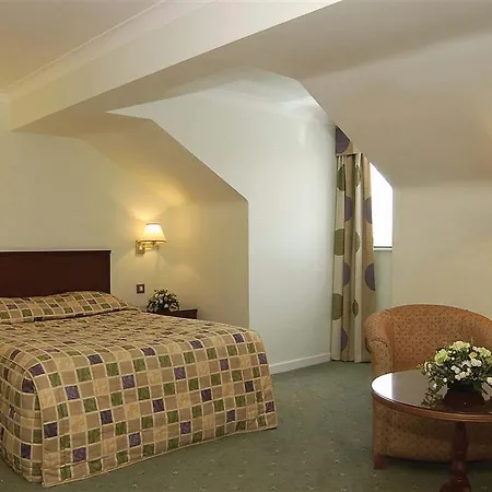 Western Bentley Hotel, Leisure Club & Hotel 4*