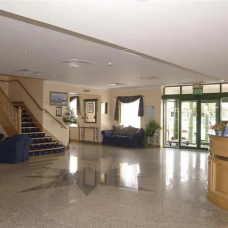 Western Bentley Hotel, Leisure Club & Thorpe on the Hill (Lincolnshire)
