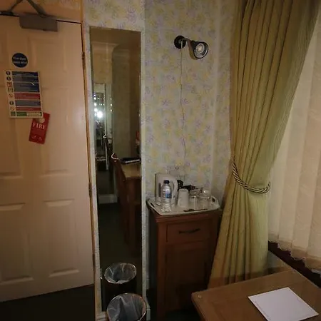 Eagles Guest house 4*