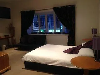 Hotel Ye Olde Crowne Lincoln