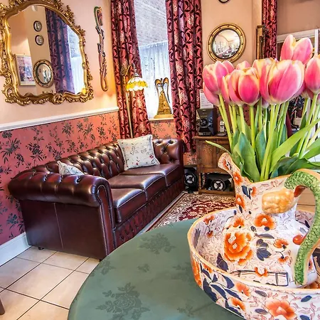 Creston Guest house 5*