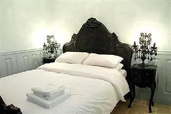 Hotel Tennyson Court Lincoln