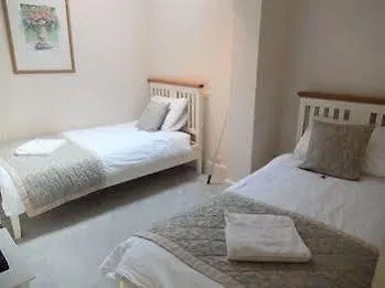Newport Guest house Lincoln