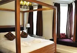 Longdales House Hotel 4*