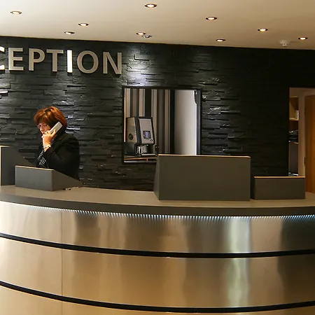 Hotel Damon's Lincoln