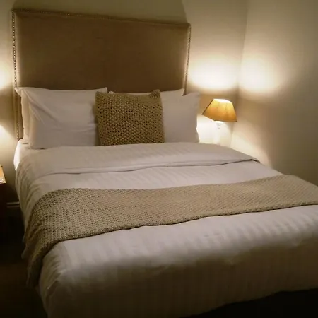 Hotel Castle &