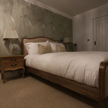 Hotel The Rest 5*