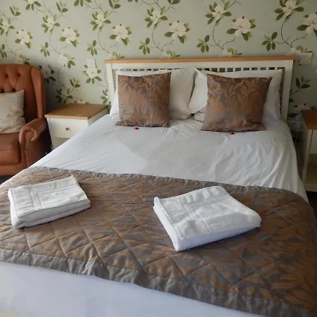 Guest house Newport