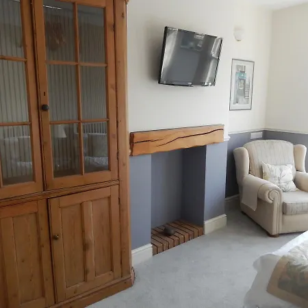 Guest house Newport