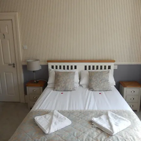 Newport Guest house 5*