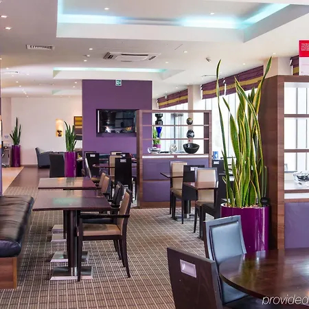 Express Centre By Ihg 3*