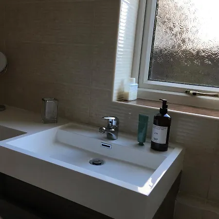 Dorron Court Apartment